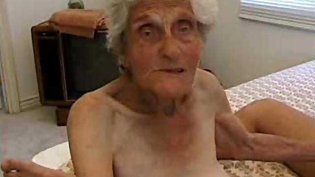 Genuine granny fucked while wearing stockings