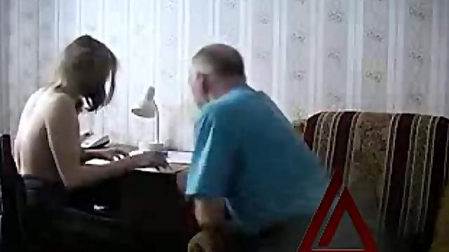 Old guy fucks that shaved pussy in hot video