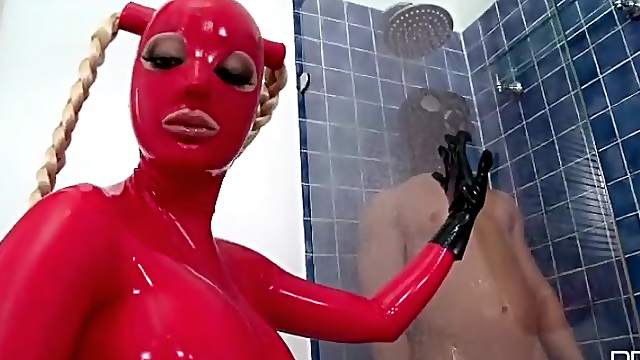 Latex Lucy takes a bath and teases her man