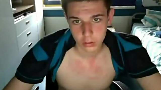 Twink shows smooth chest during webcam chat