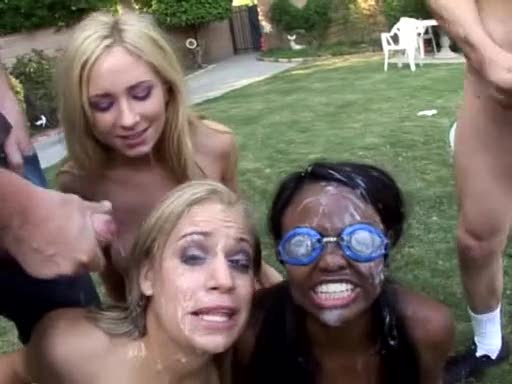 Two girls share tons of cumshots in bukkake - Alpha Porno